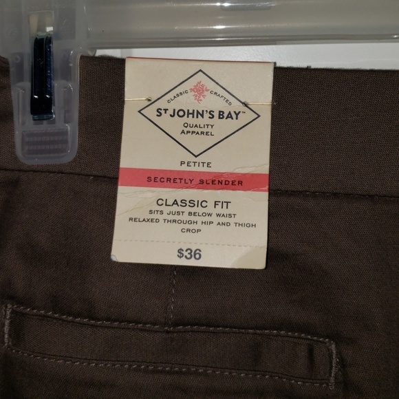 Shorts - Picture 4 of 4